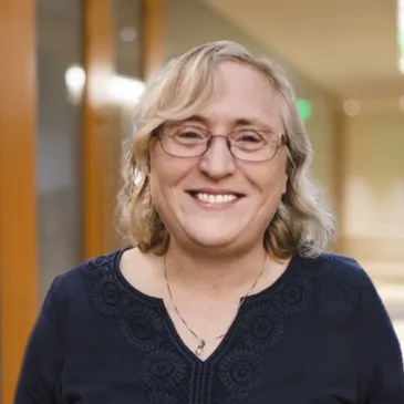 Alison Caldwell headshot