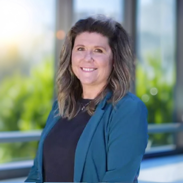 Tabitha Devening Headshot